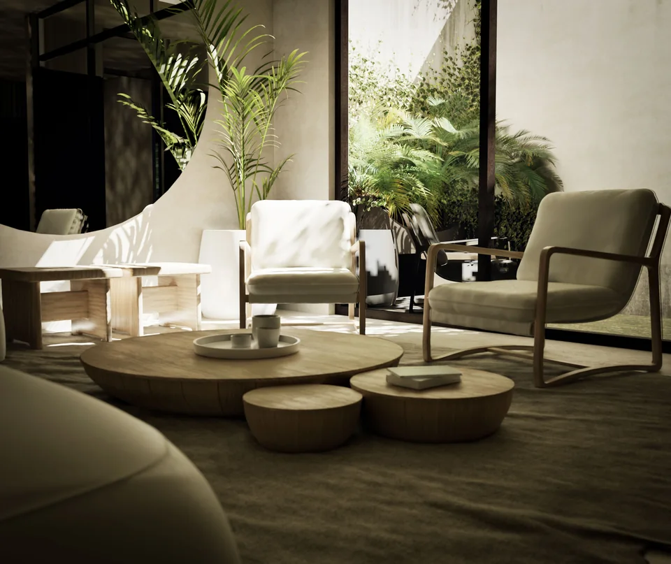 Sillones de madera y mesas bajas iluminados por la luz del patio
